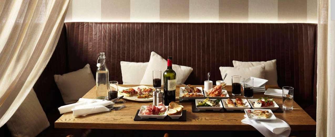Brassey Hotel - Managed By Doma Hotels Канберра Экстерьер фото